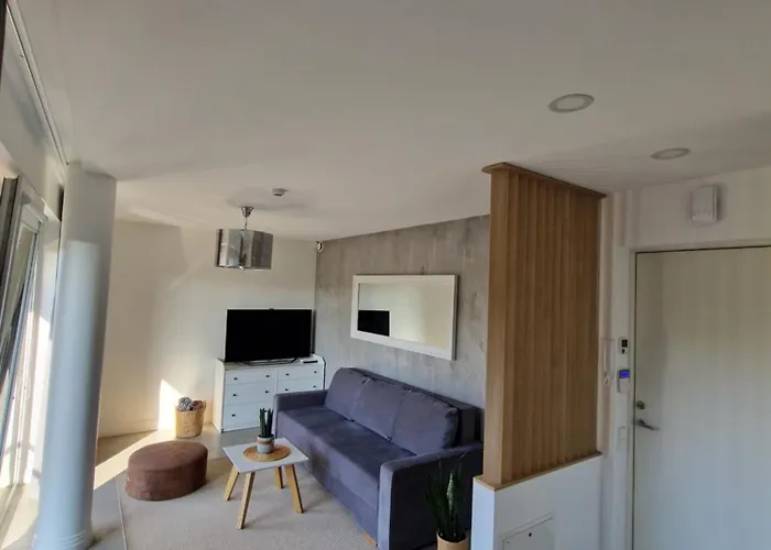 Ronzes 11-12 ,,self Check-in,, Free Parking